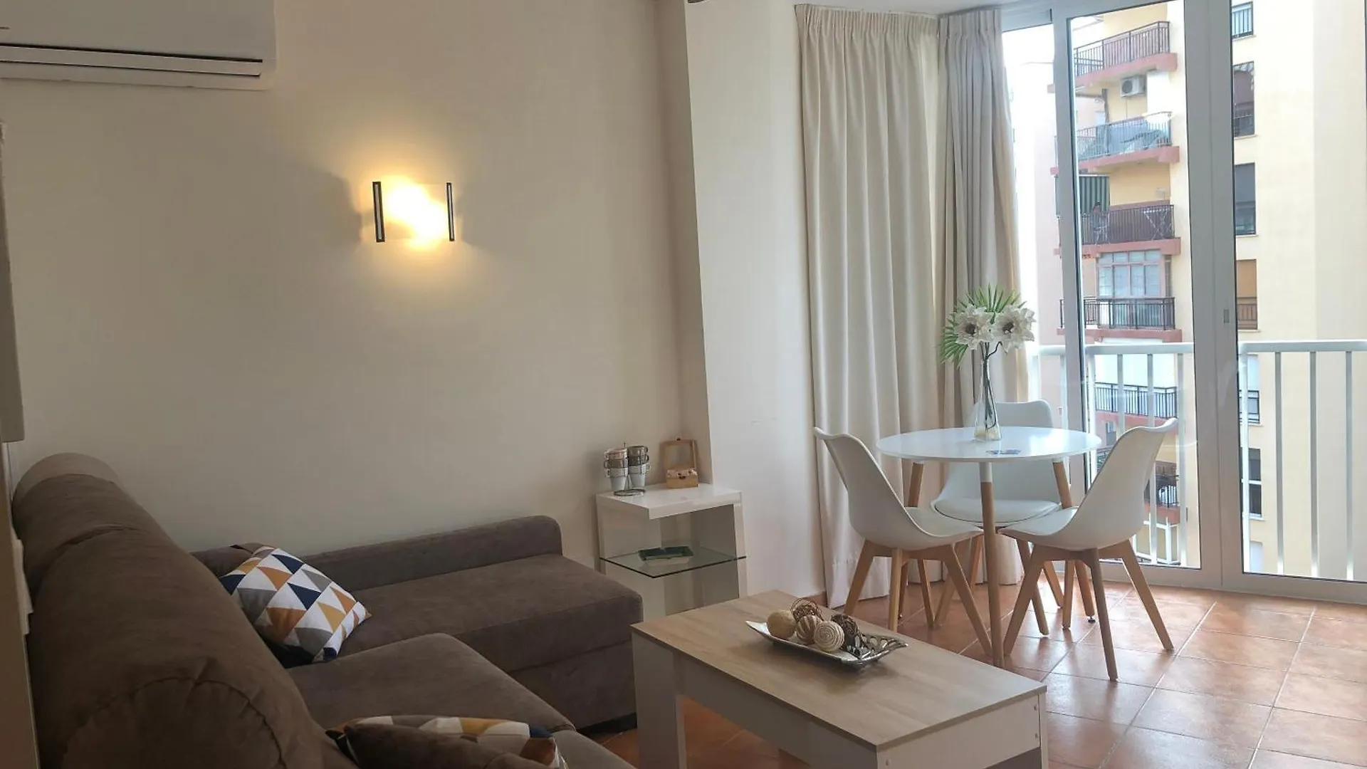 Lejlighed Apartamento En Primera Linea De Playa, Playamar Torremolinos